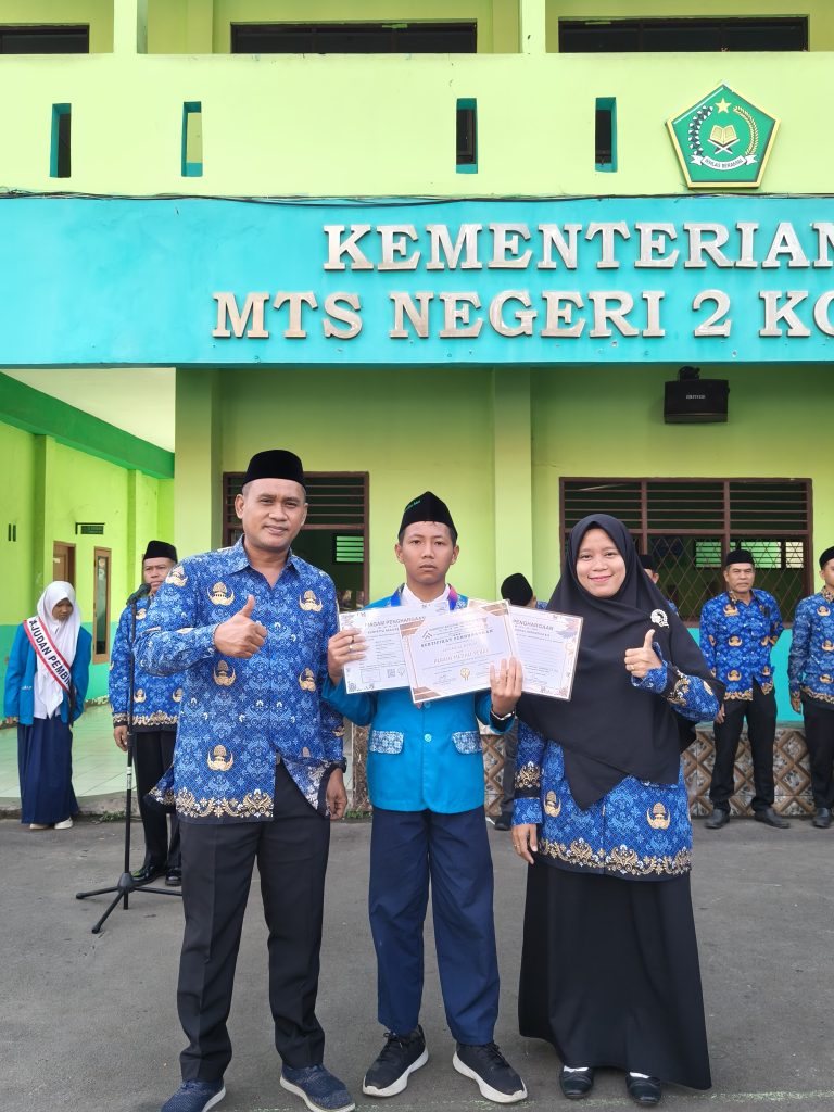 Siswa MTsN 2 Kota Bekasi Raih Medali Perak dalam Olimpiade PPKN Tingkat Nasional
