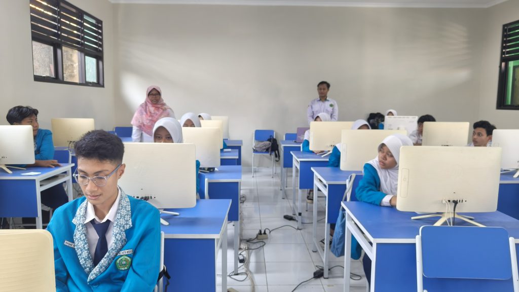 Gladi Bersih TKA Kelas IX MTsN 2 Kota Bekasi Berlangsung Lancar