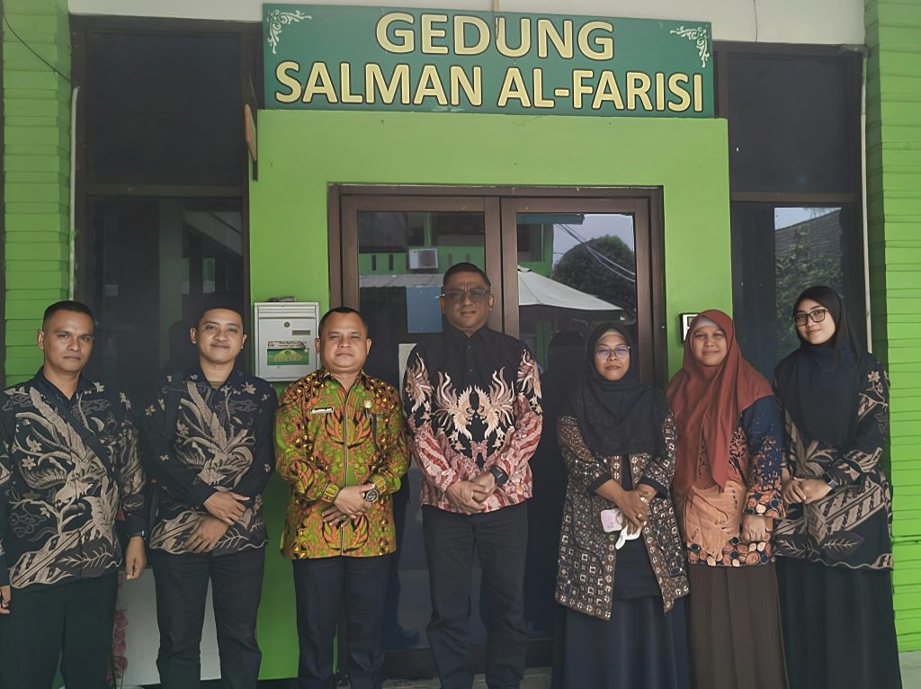 Studi Tiru Digitalisasi Perpustakaan, MTsN 2 Kota Bekasi Kunjungi MAN 1 Kota Bekasi