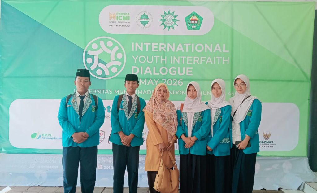 Lima Siswa MTsN 2 Kota Bekasi Ikuti International Youth Interfaith Dialogue Bersama Wali Kota Bekasi
