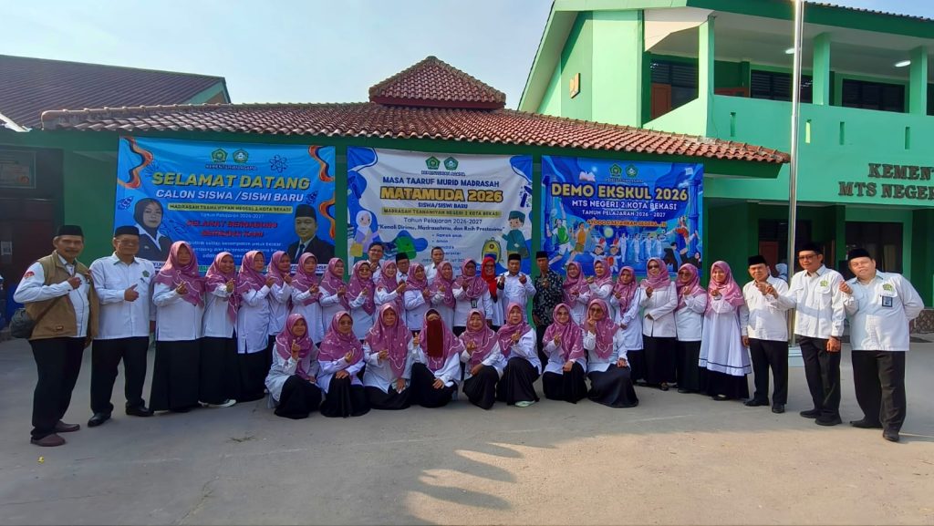 Hari Pertama MATSAMA MTsN 2 Kota Bekasi Berlangsung Semarak, Tanamkan Semangat Cinta Belajar dan Adaptasi bagi Murid Baru